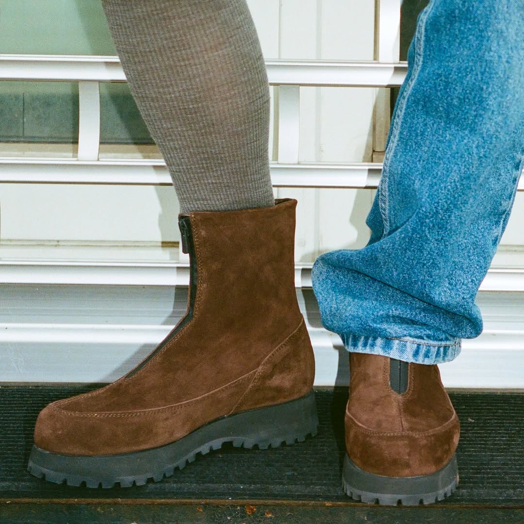Este Bison Suede