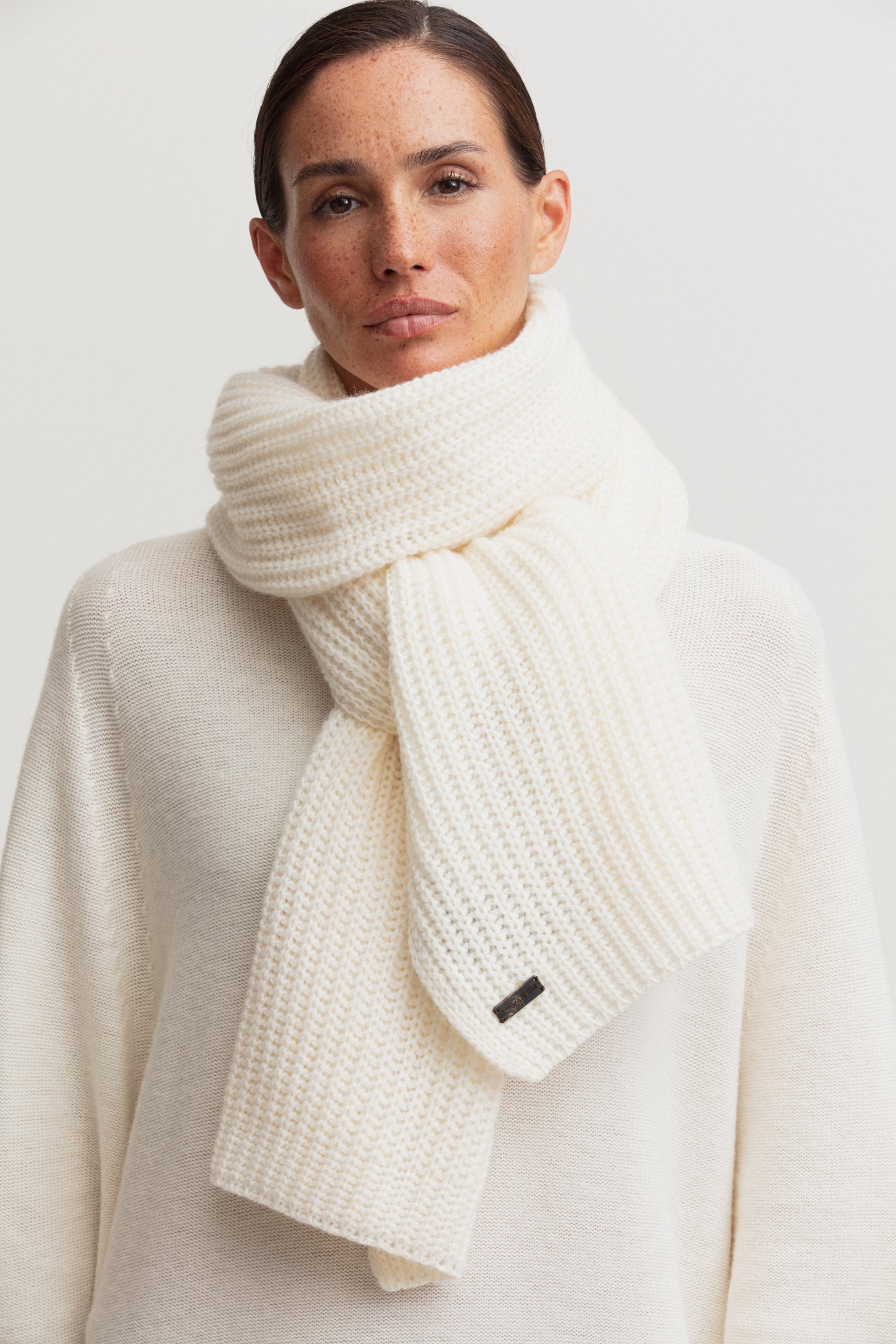 HARVA Cashmere Scarf