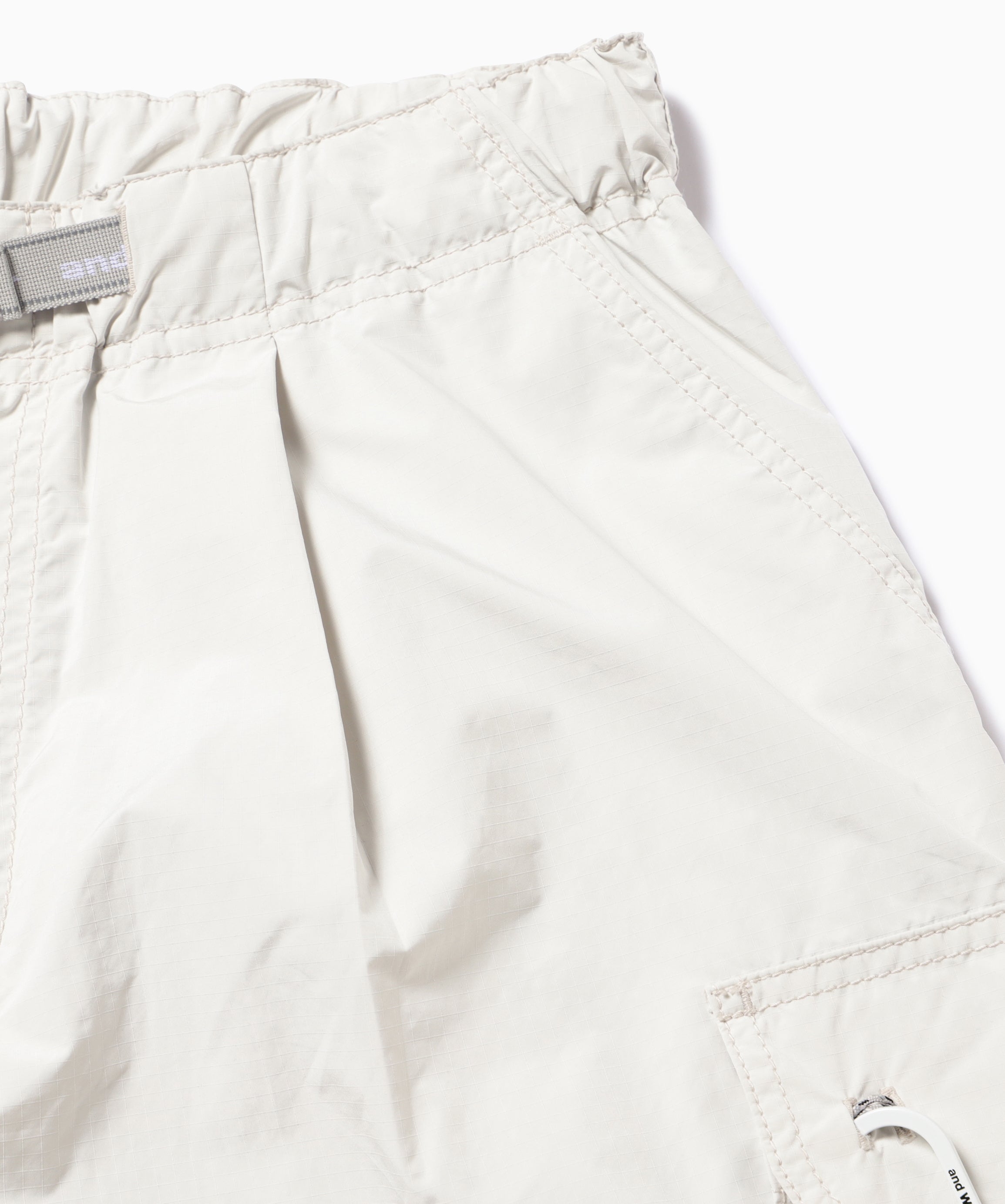 Oversized Cargo Short Pants