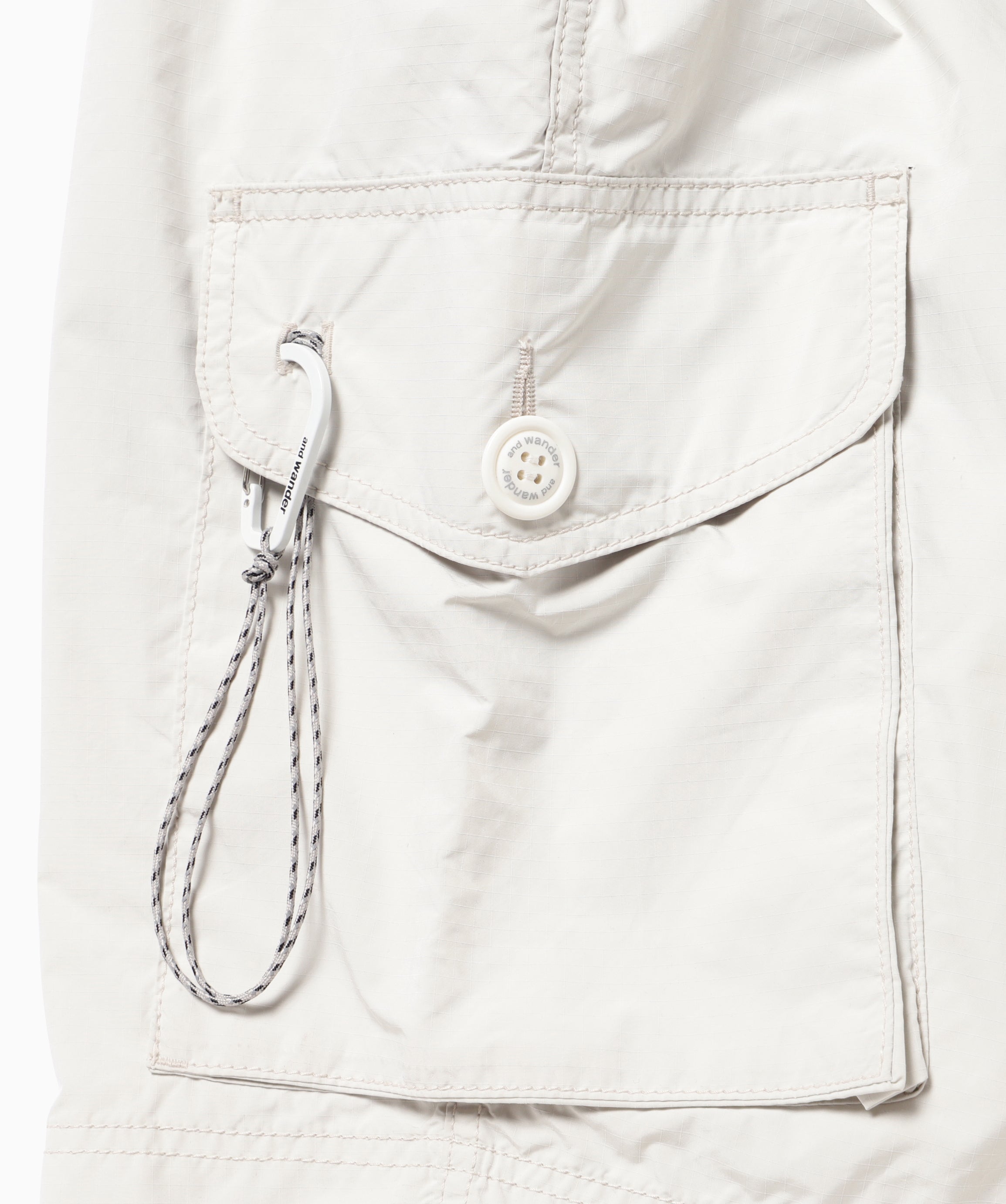 Oversized Cargo Short Pants