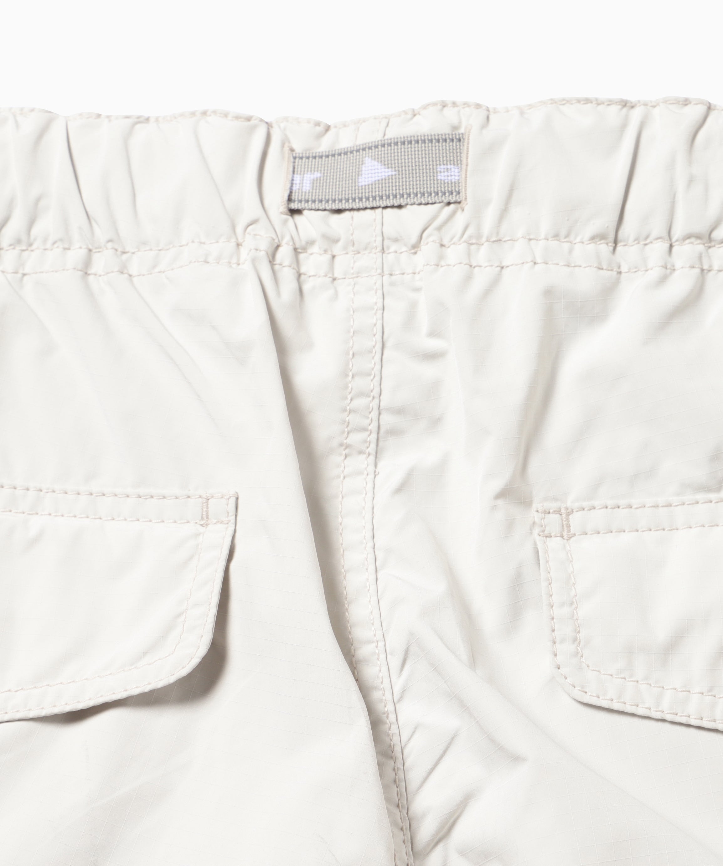 Oversized Cargo Short Pants