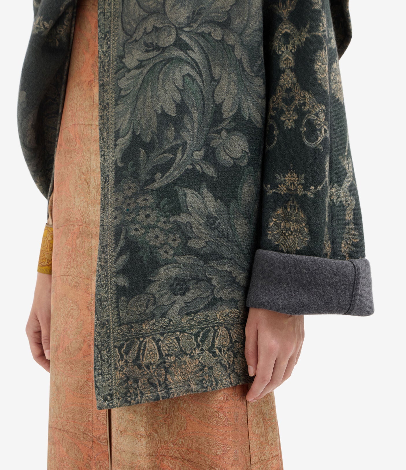 Pancake Wool Cape Errante